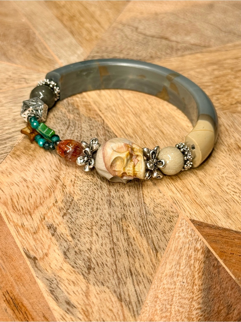 Handcrafted Multicolor Skull Bead Genuine Jasper Bangle - Gray, Cream & Green